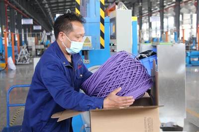 【邁好第一步 見(jiàn)到新氣象】企業(yè)春節(jié)&ldquo;不打烊&rdquo; 開(kāi)足馬力生產(chǎn)忙